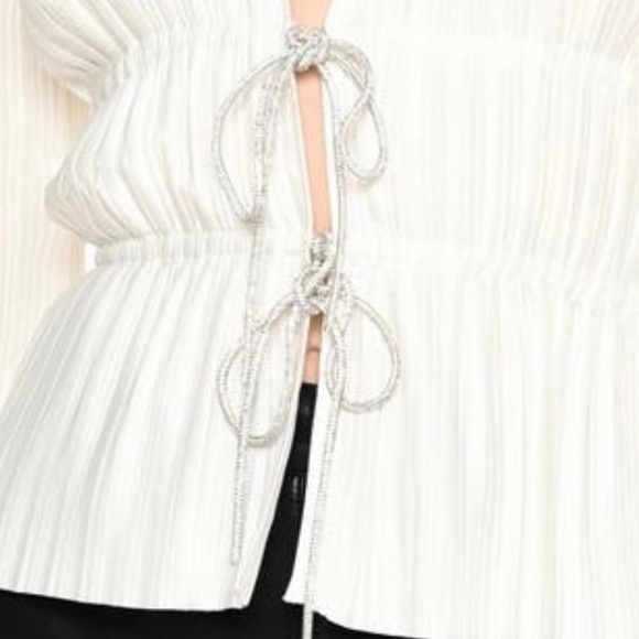 Wayf Payton Tie-Front Blouse. White Size Small. NWT - Picture 7 of 8